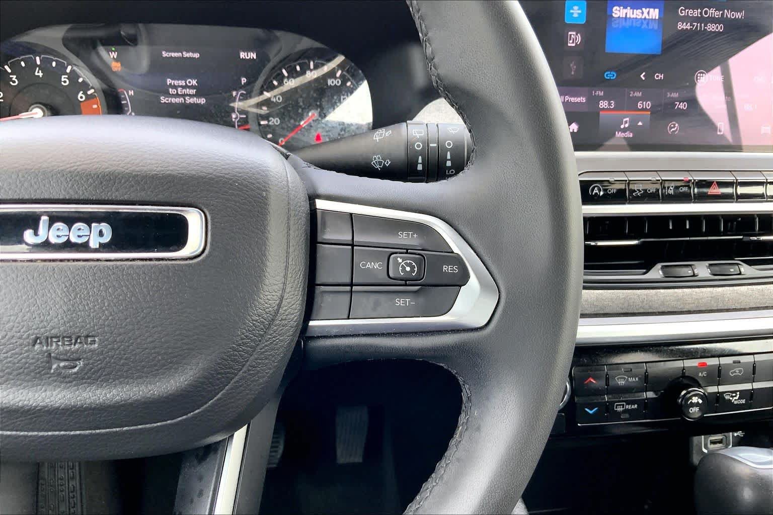 Used 2024 Jeep Compass Latitude AWD/4WD image 24