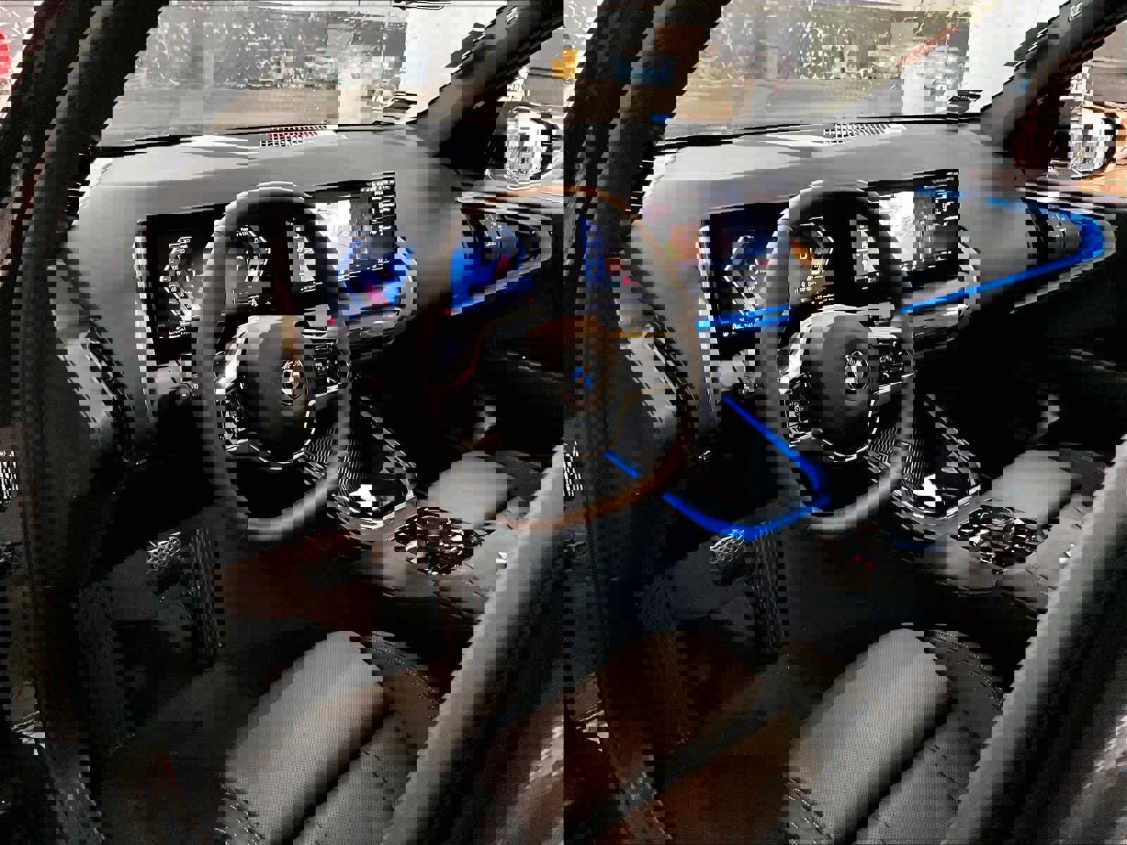 Certified 2025 BMW X3 xDrive30i w/ Convenience Package image 16