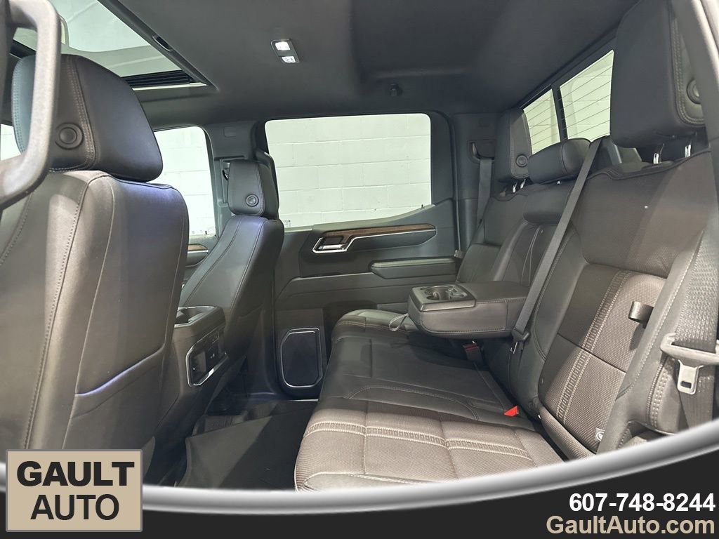 Used 2023 Chevrolet Silverado 1500 High Country w/ High Country Premium Package image 17