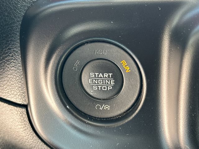 Used 2021 Jeep Gladiator Rubicon AWD/4WD image 34