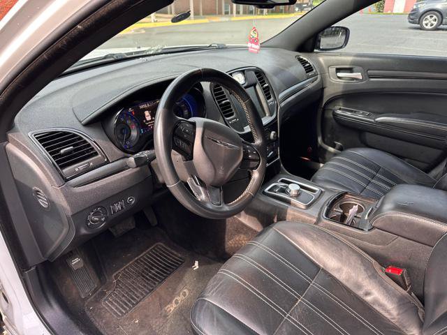 Used 2015 Chrysler 300 S w/ 300S Premium Group RWD image 5