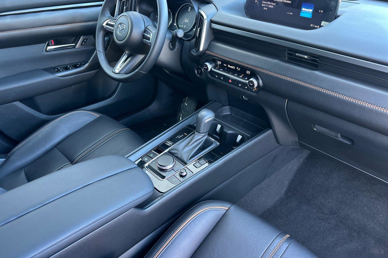 Certified 2025 MAZDA CX-50 2.5 Hybrid w/ Cargo Package image 16