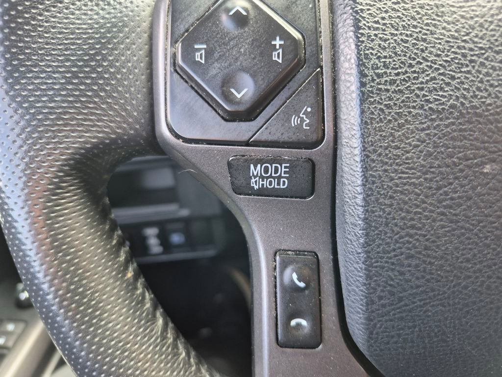 Used 2018 Toyota Tacoma TRD Sport w/ Technology Package image 22