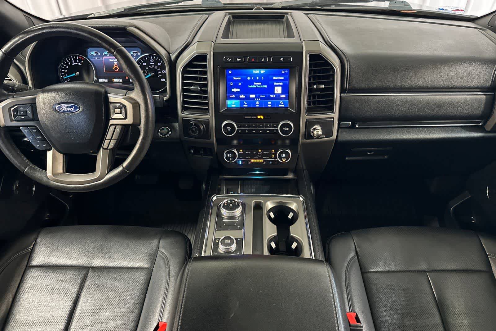 Used 2020 Ford Expedition XLT w/ Equipment Group 202A AWD/4WD image 4