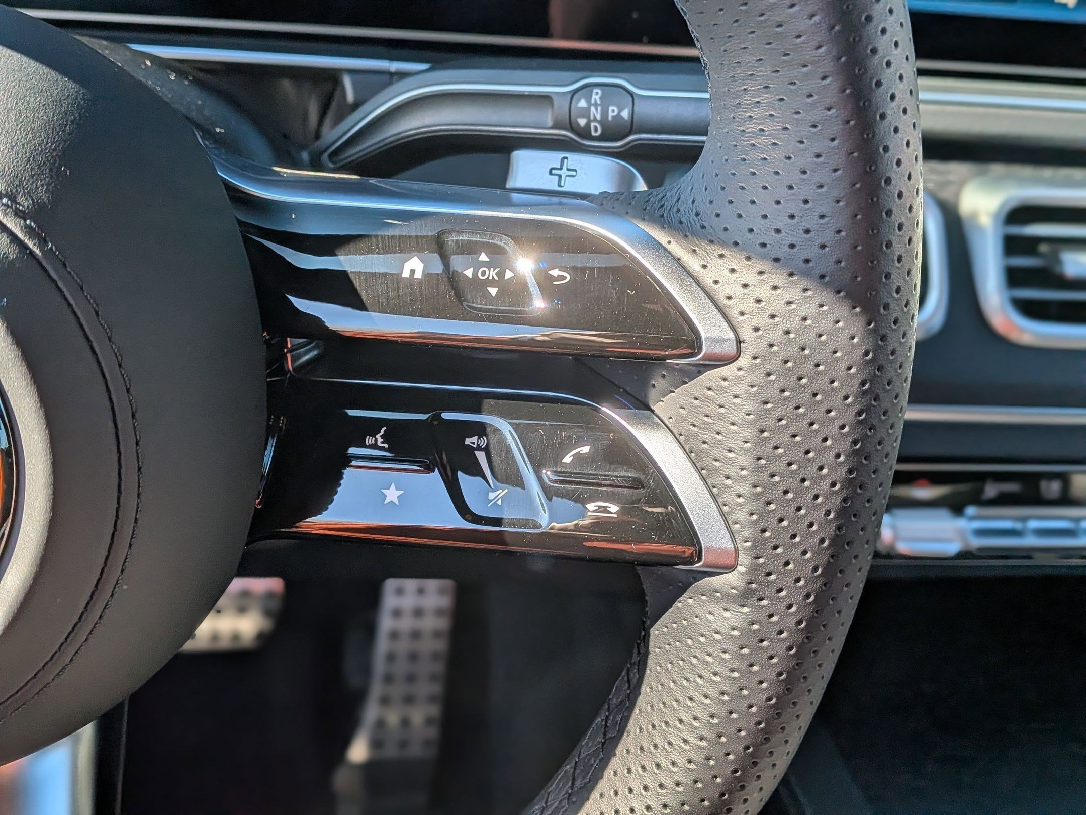 Certified 2025 Mercedes-Benz GLS 450 GLS 450 image 17