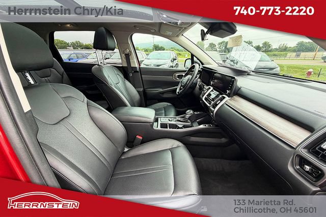 Used 2022 Kia Sorento S w/ Panoramic Sunroof Package AWD/4WD image 28