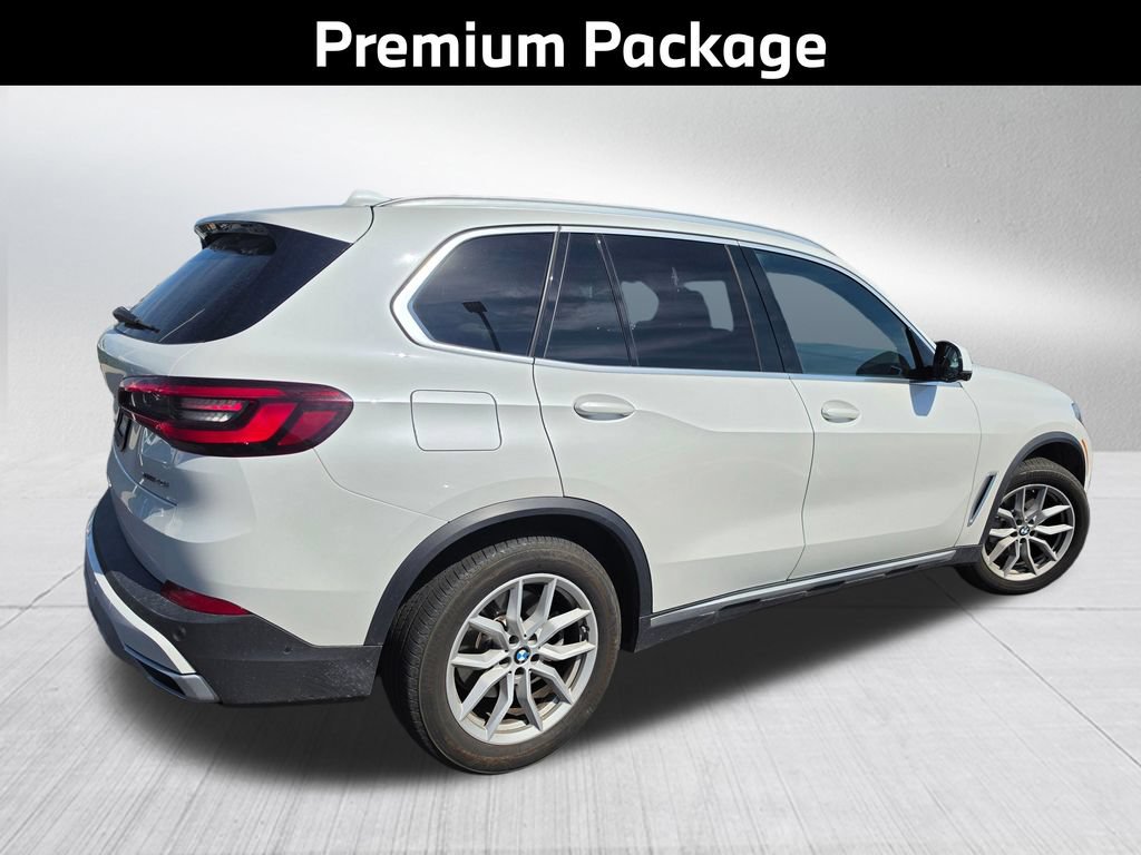 Used 2022 BMW X5 xDrive40i w/ Premium Package AWD/4WD image 6