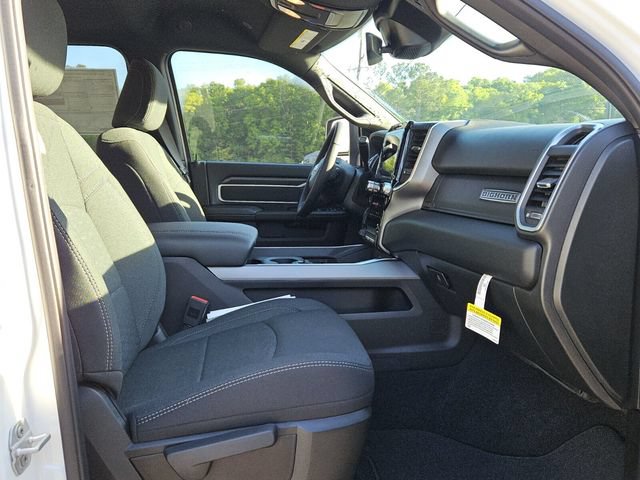 New 2026 RAM 2500 Big Horn AWD/4WD image 15