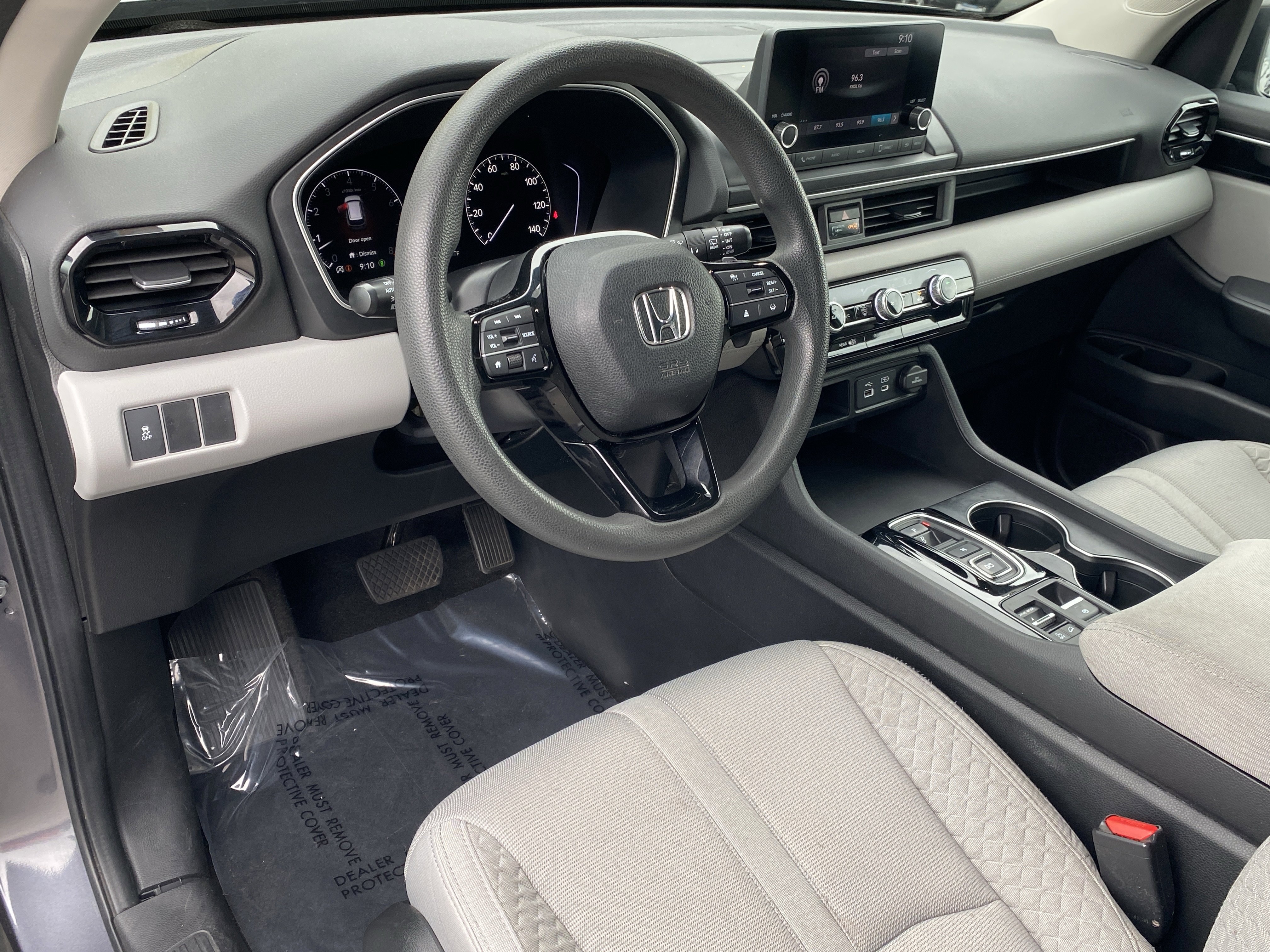 Used 2023 Honda Pilot LX image 14