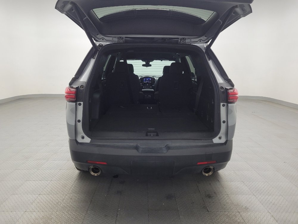 Used 2023 Chevrolet Traverse LT image 29