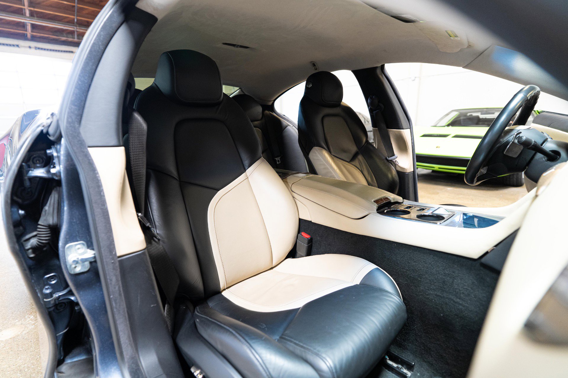 Used 2012 Fisker Karma EcoSport RWD image 77