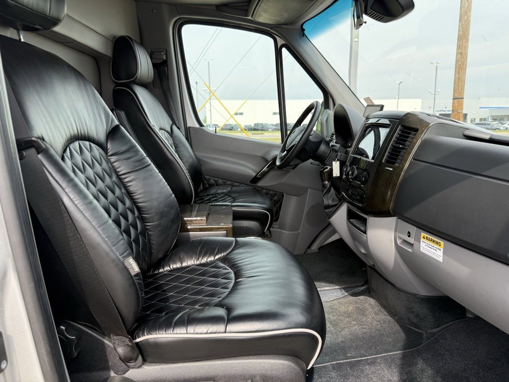 Used 2016 Mercedes-Benz Sprinter 3500 image 39