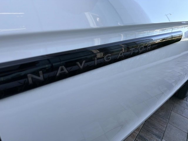 New 2026 Lincoln Navigator Black Label image 8