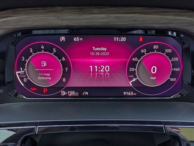 Used 2025 Volkswagen Atlas SEL Premium R-Line image 11