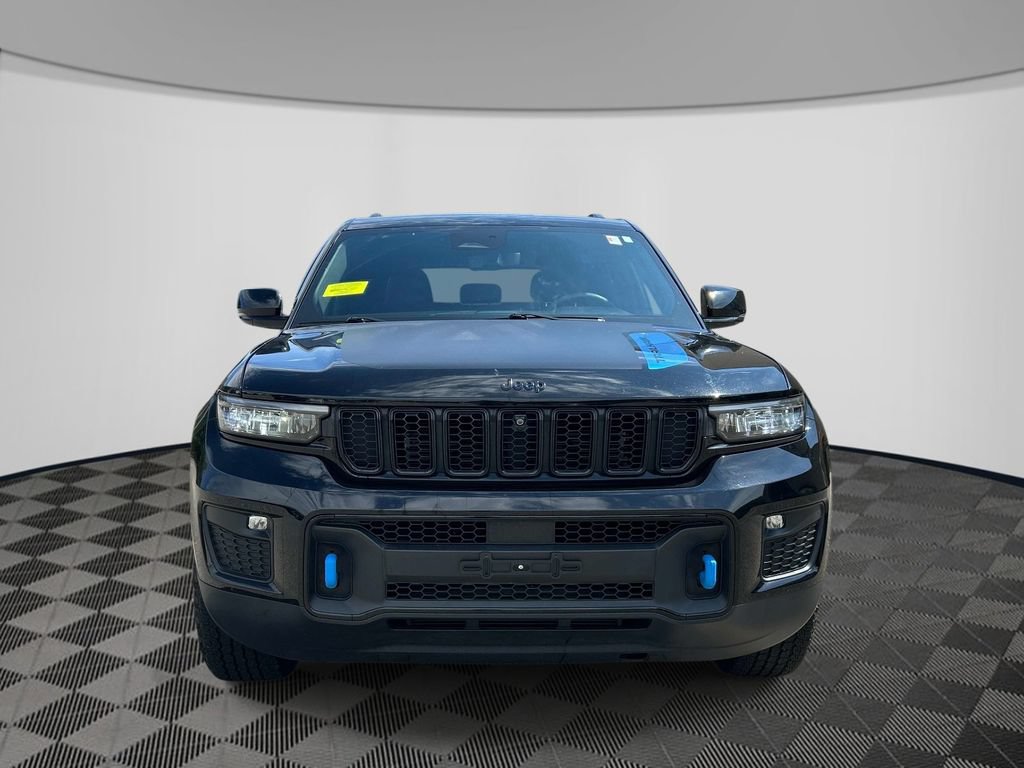 Certified 2022 Jeep Grand Cherokee Trailhawk w/ Luxury Tech Group III AWD/4WD image 8
