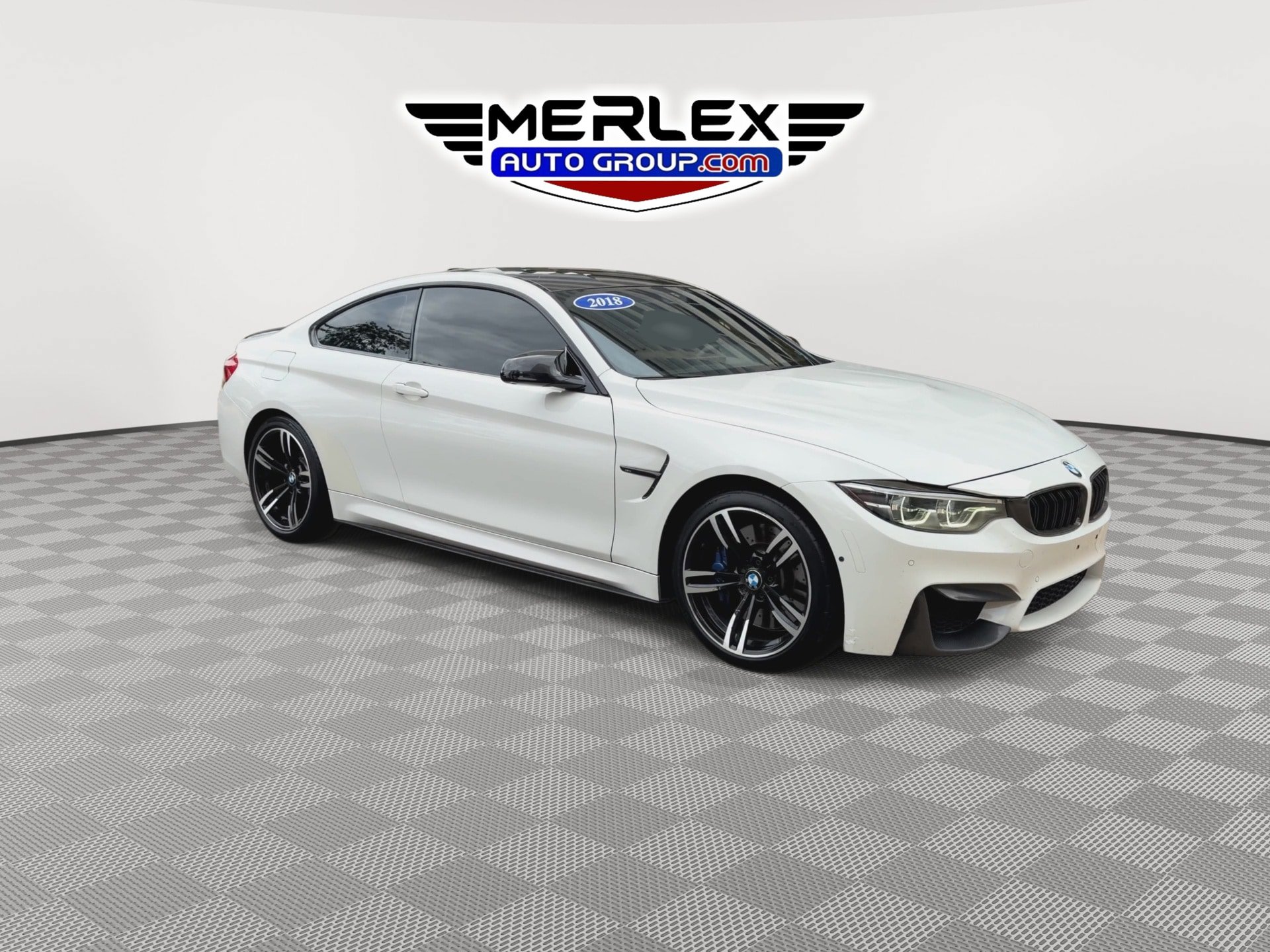 Used 2018 BMW M4 Coupe w/ Ultimate Package RWD image 2