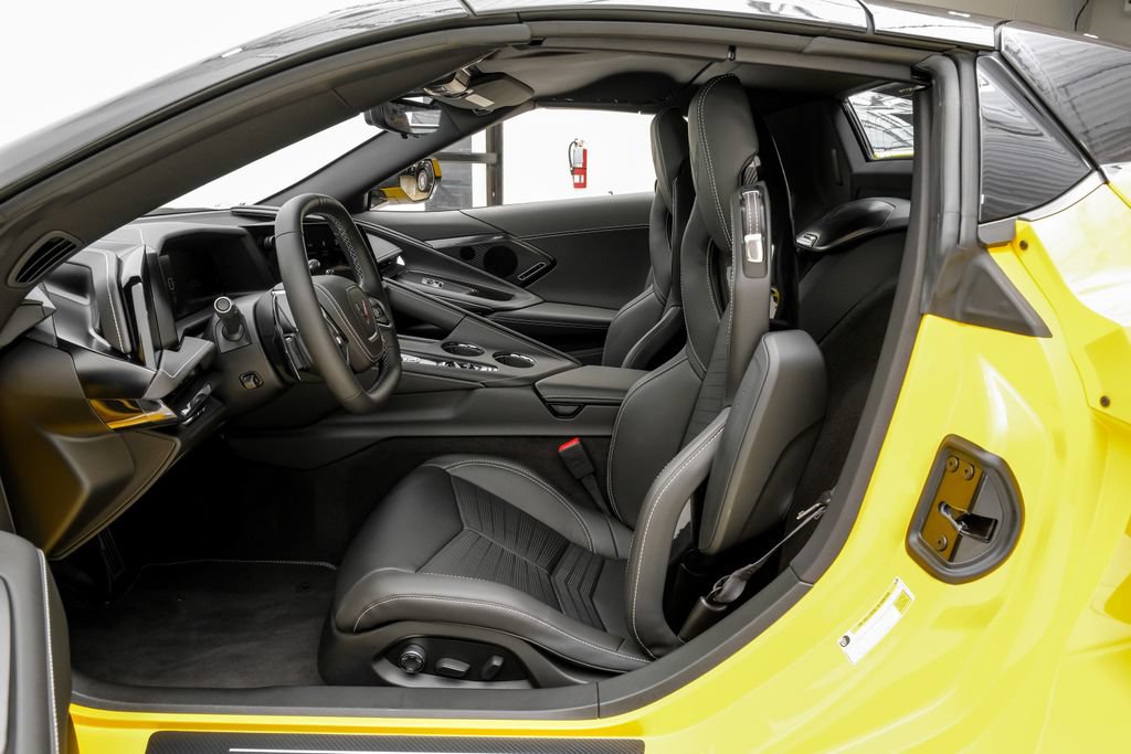 Used 2026 Chevrolet Corvette Stingray Preferred Conv w/ Stealth Interior Trim Package RWD image 7