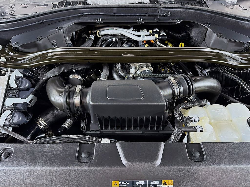 Used 2024 Lincoln Aviator Reserve AWD/4WD image 18