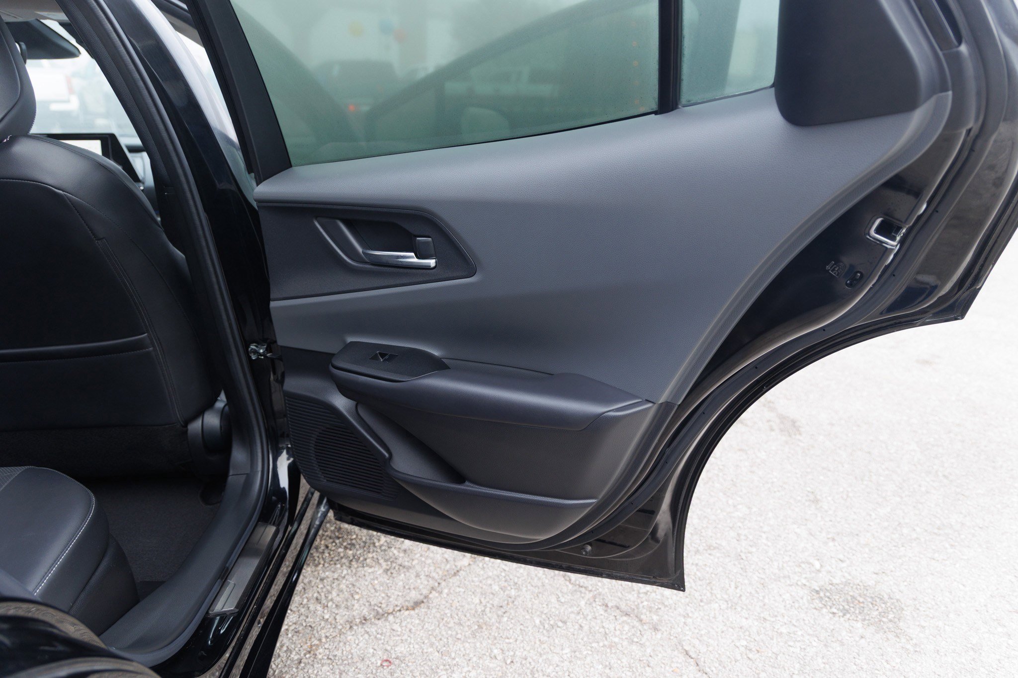 Used 2024 Toyota Prius XLE image 31