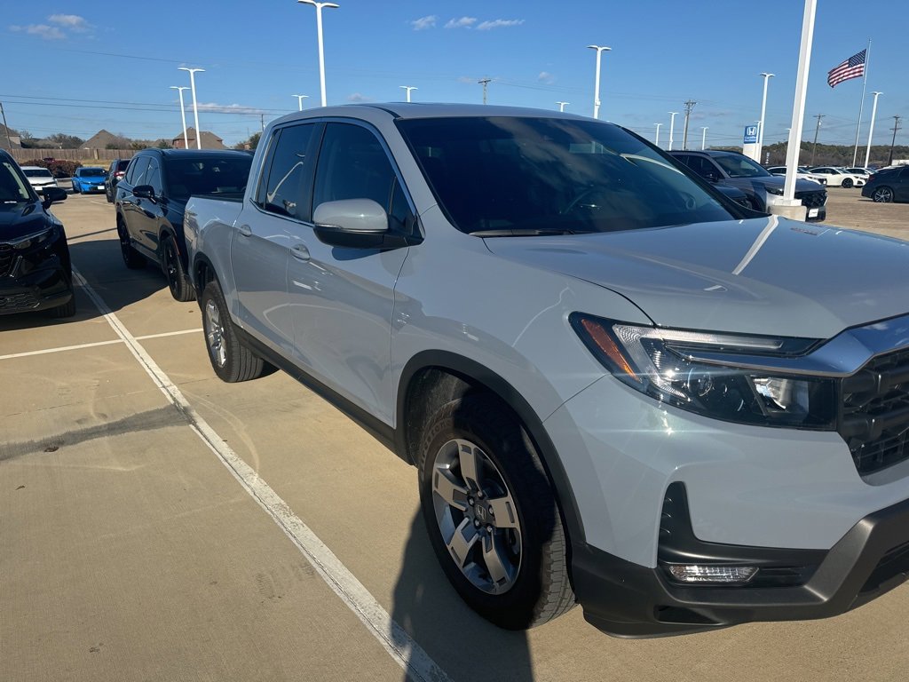 Used 2025 Honda Ridgeline RTL image 3