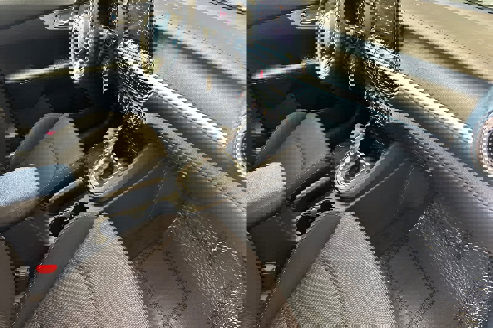 Used 2024 Kia Forte LXS image 15