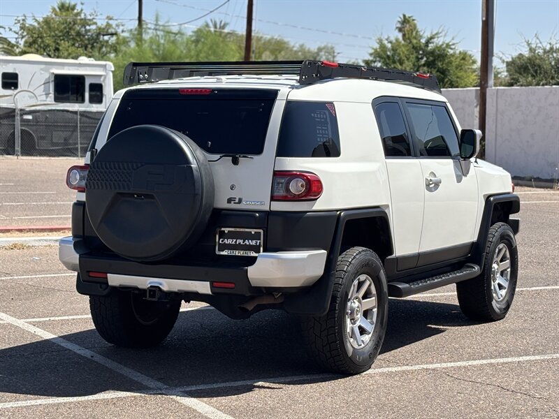 Used 2014 Toyota FJ Cruiser 4WD w/ Upgrade Package image 8