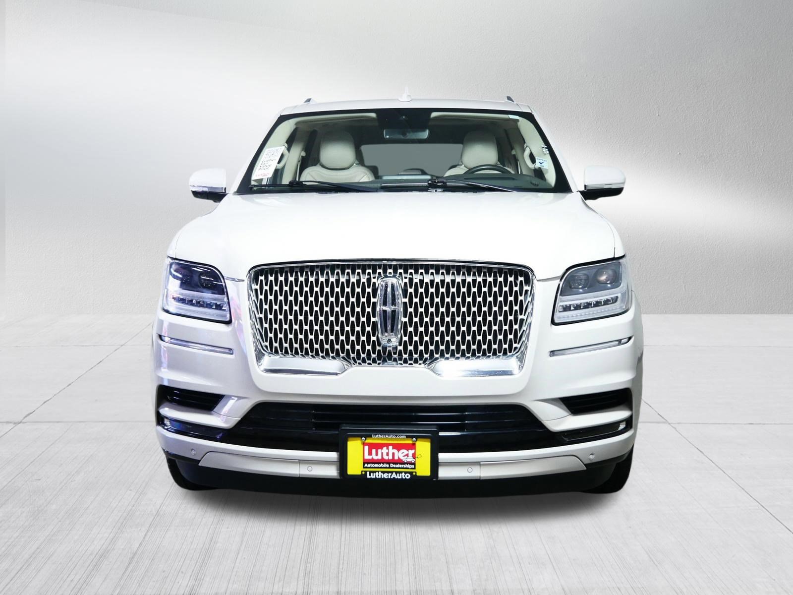 Used 2021 Lincoln Navigator L Reserve image 2