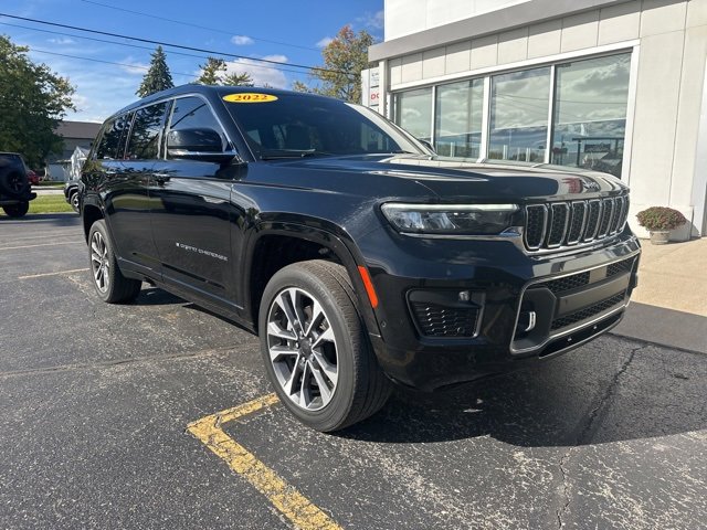 Used 2022 Jeep Grand Cherokee L Overland w/ Luxury Tech Group IV image 2