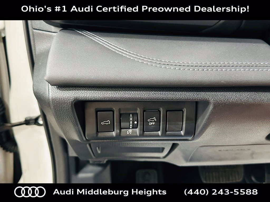 Used 2024 Subaru Outback Limited AWD/4WD image 16