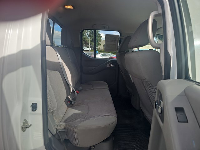 Used 2017 Nissan Frontier SV image 20