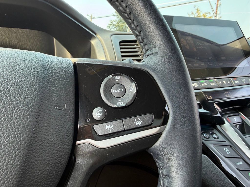 Used 2024 Honda Odyssey Elite image 34