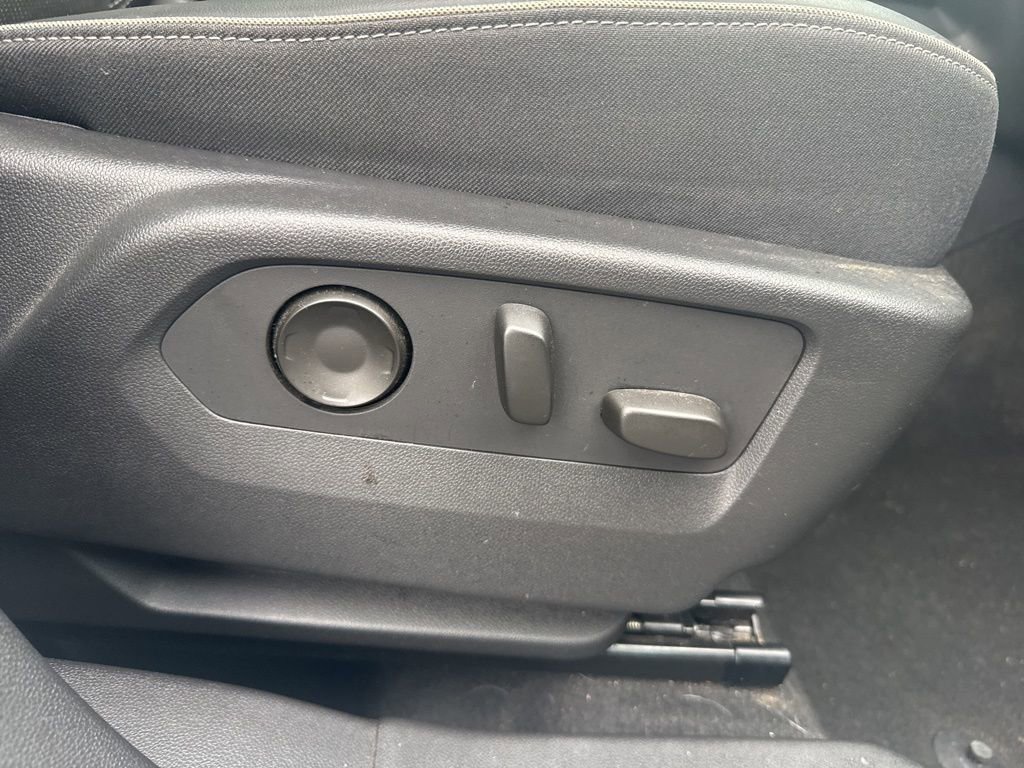 Used 2021 Buick Envision Essence w/ Sport Touring Package image 64