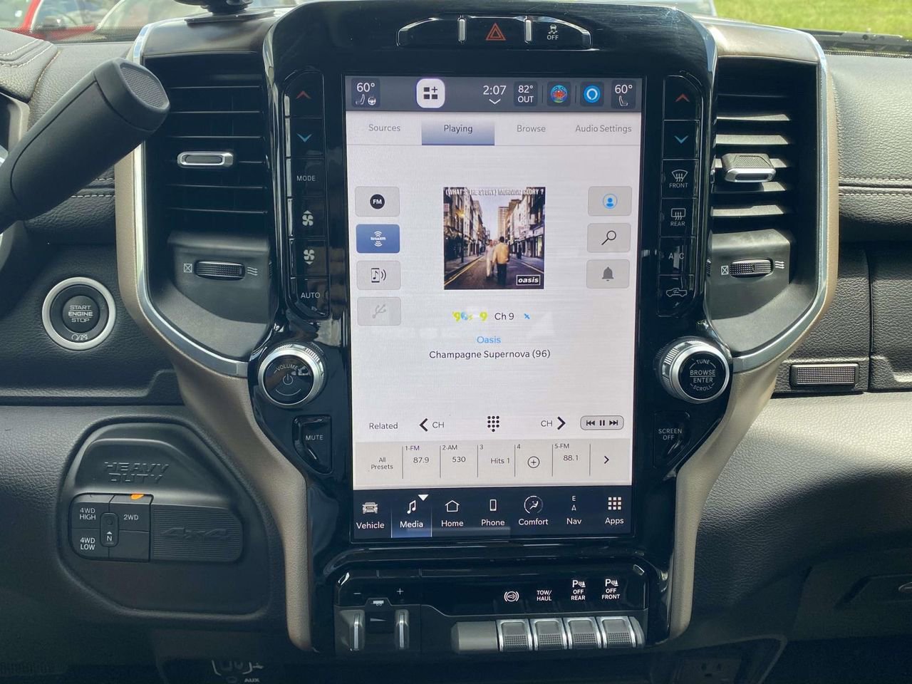 Used 2024 RAM 2500 Laramie image 26