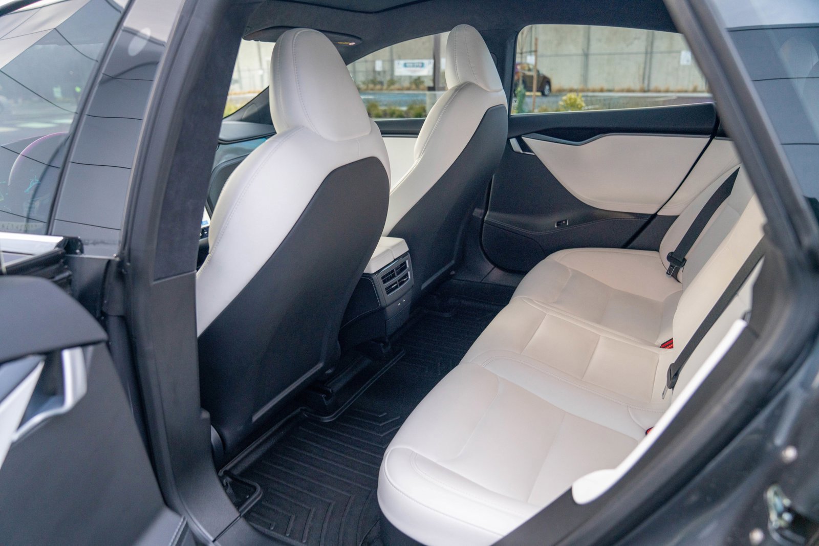 Used 2021 Tesla Model S Long Range Plus image 21