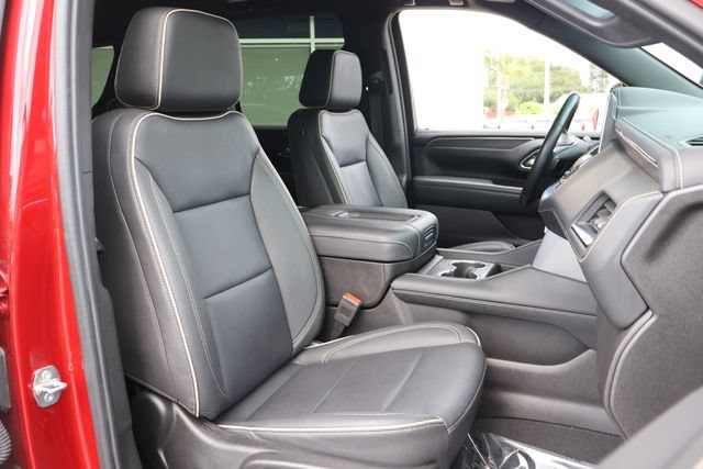 Used 2023 GMC Yukon SLT w/ SLT Premium Package AWD/4WD image 25