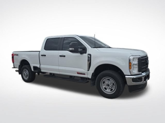 Used 2025 Ford F350 XL w/ 360-Degree Camera Package AWD/4WD image 1