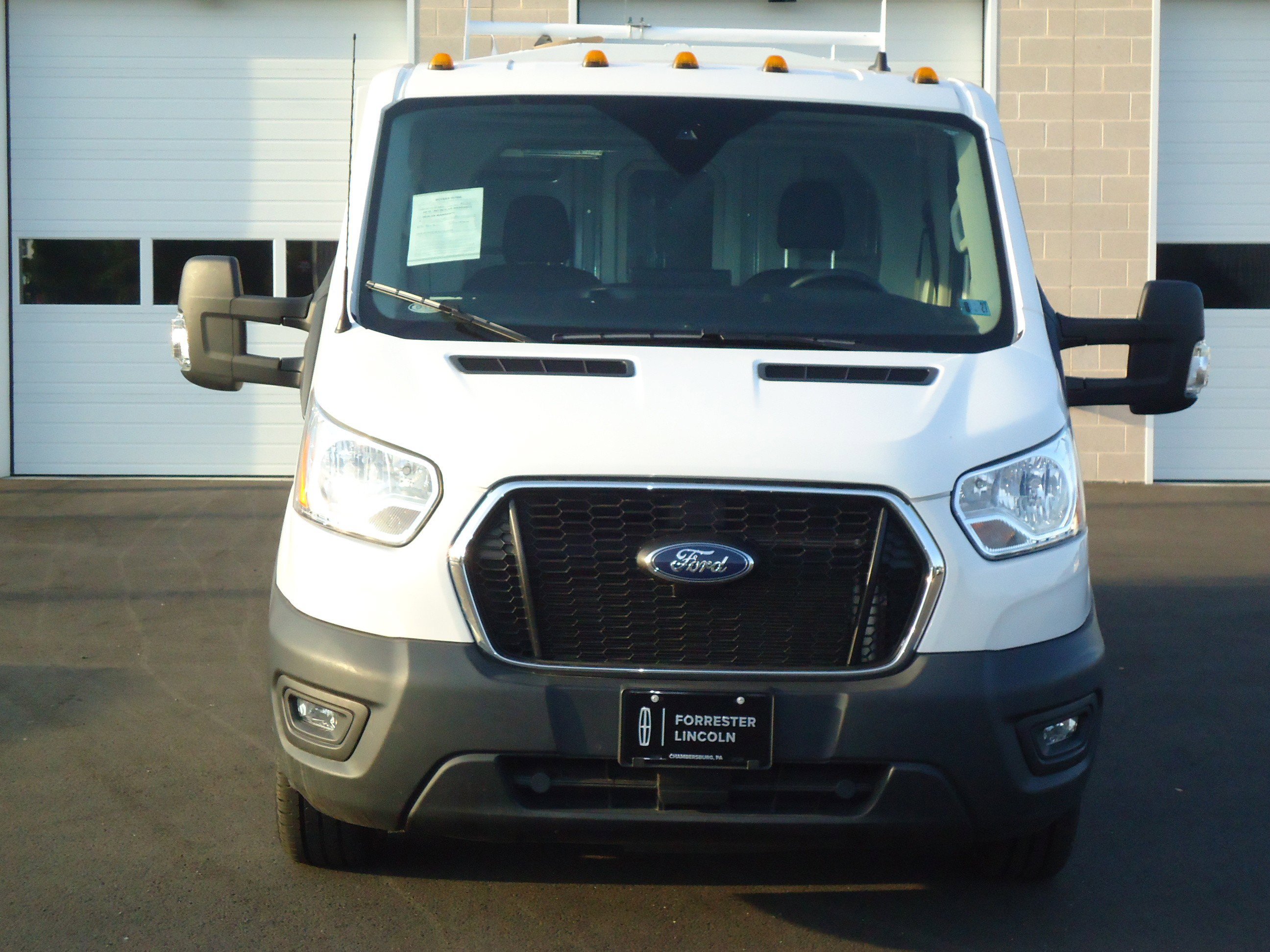 Used 2022 Ford Transit 350 w/ Interior Upgrade Package RWD image 8