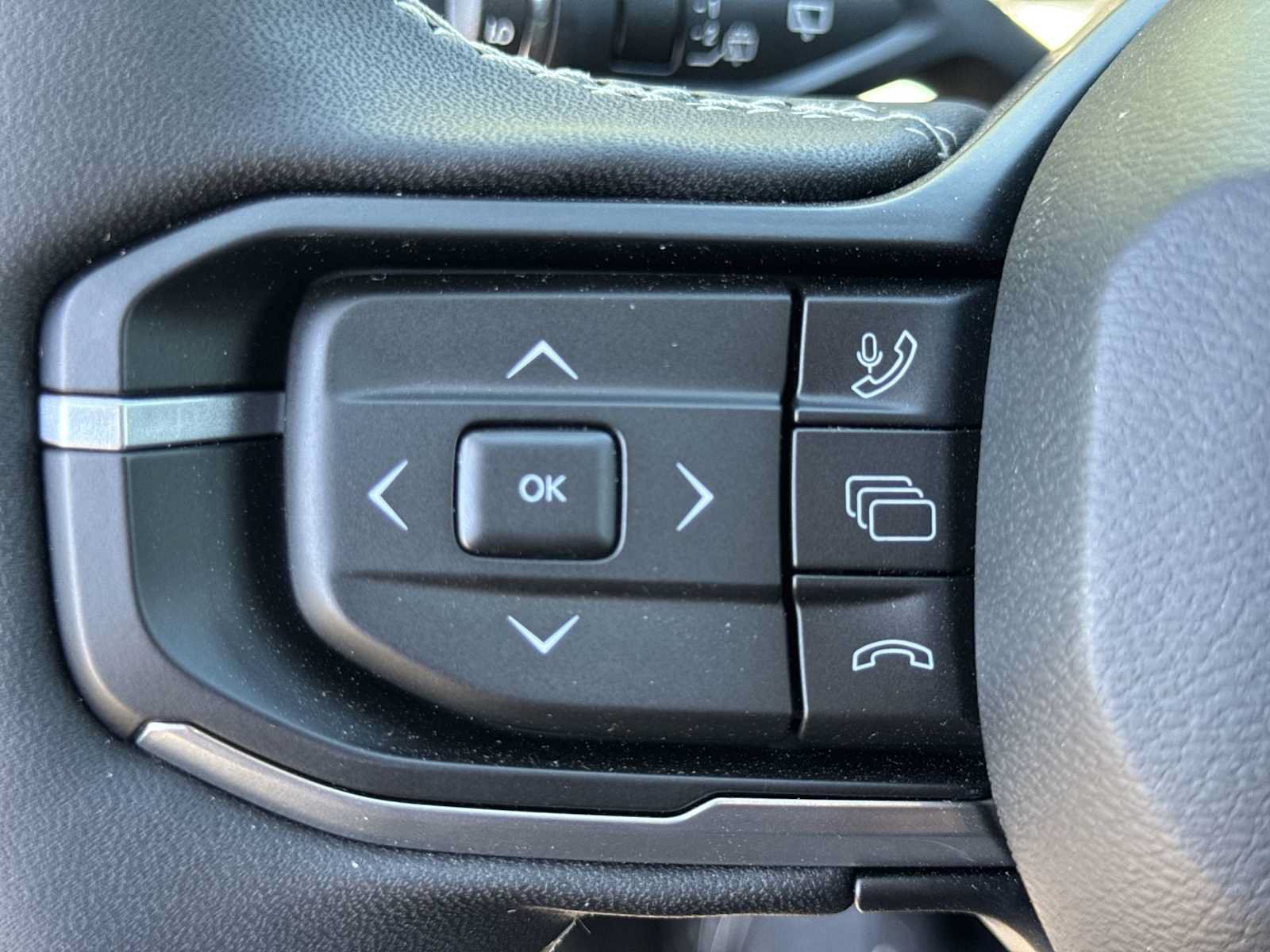 New 2026 Jeep Cherokee Laredo AWD/4WD image 28