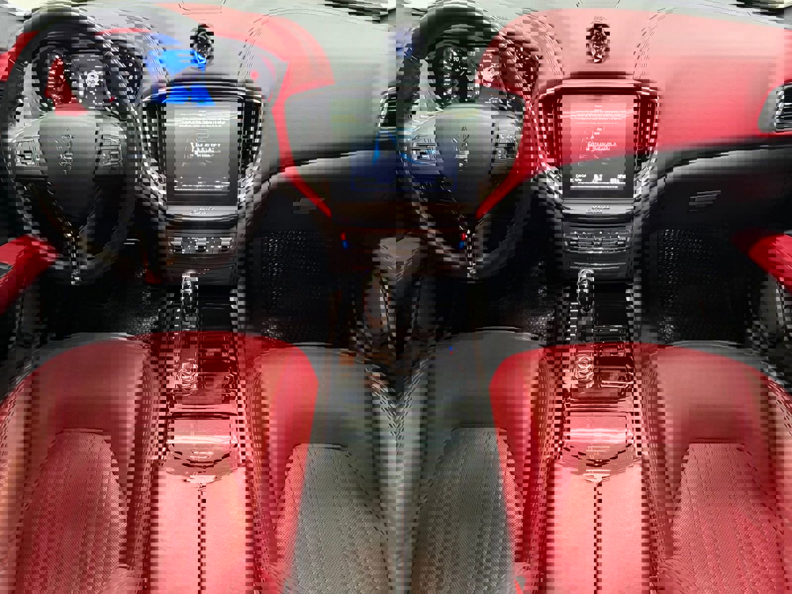 Used 2018 Maserati Ghibli S GranLusso image 2