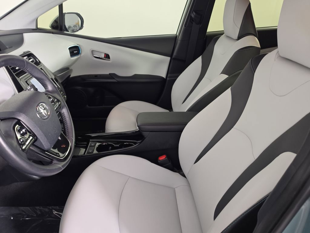 Used 2019 Toyota Prius XLE FWD image 8