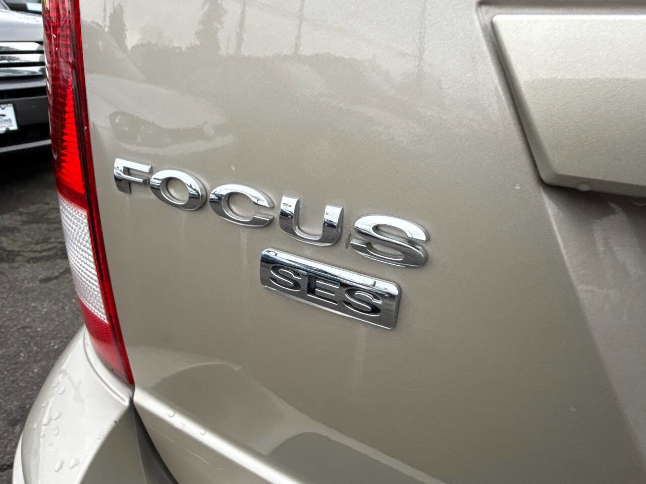 Used 2006 Ford Focus SES image 9