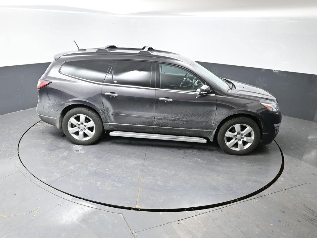 Used 2016 Chevrolet Traverse LT w/ Style and Technology Package image 14