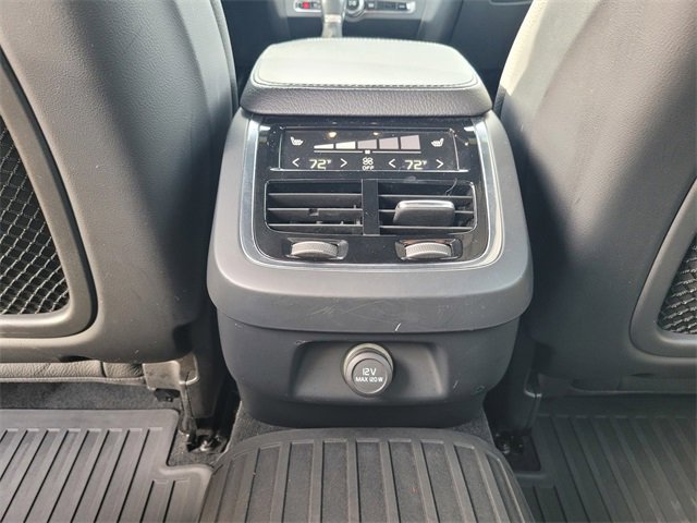 Used 2017 Volvo S90 T5 Momentum w/ Vision Package image 17