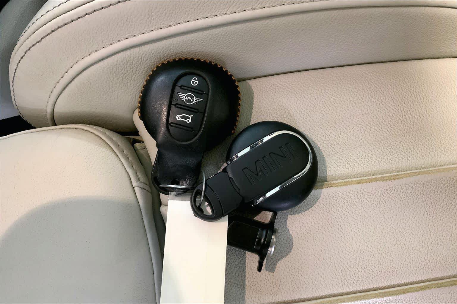 Used 2019 MINI Cooper Clubman S w/ Starlight Blue Edition FWD image 14