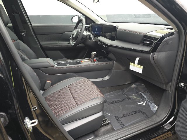 New 2027 Nissan Kicks SR w/ SR Premium Package FWD image 20