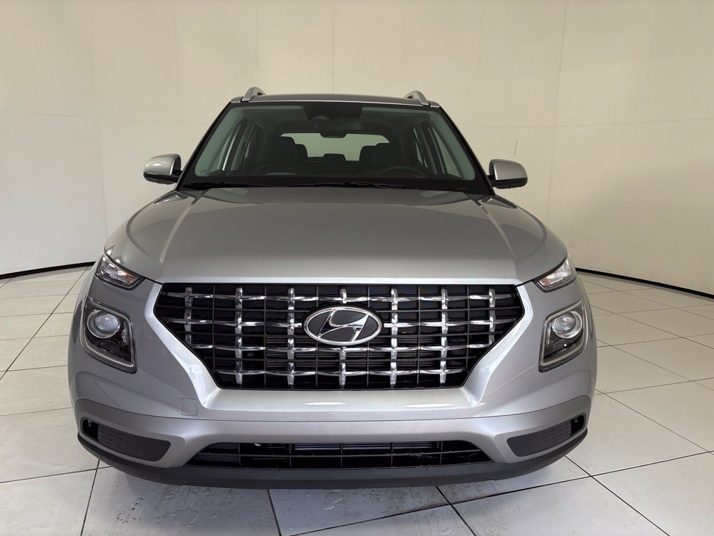 New 2026 Hyundai Venue SEL FWD image 8