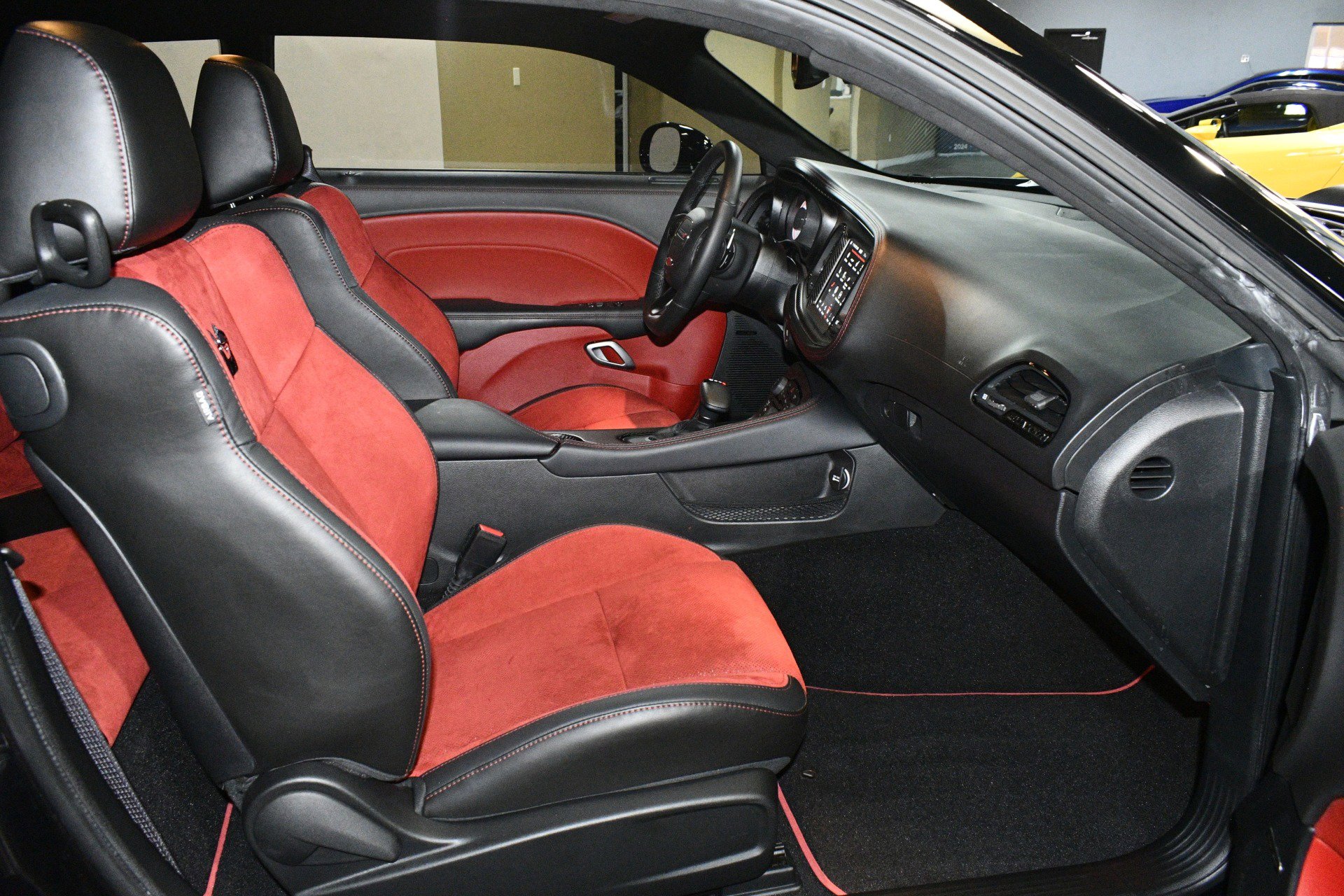 Used 2022 Dodge Challenger R/T Scat Pack RWD image 50