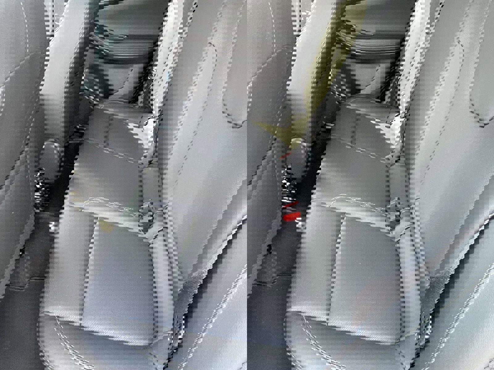 Used 2024 Buick Encore GX Sport Touring image 10