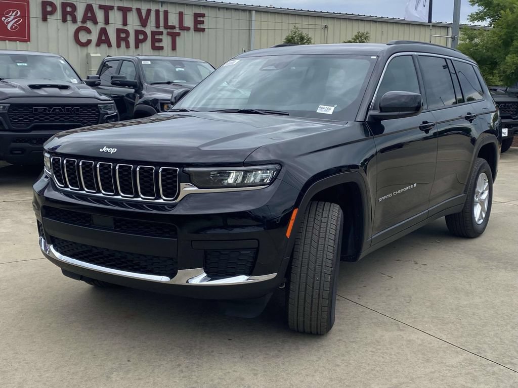 New 2026 Jeep Grand Cherokee L 2WD image 3