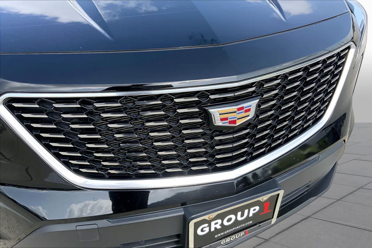 Used 2023 Cadillac XT4 Luxury w/ Cold Weather Package FWD image 58